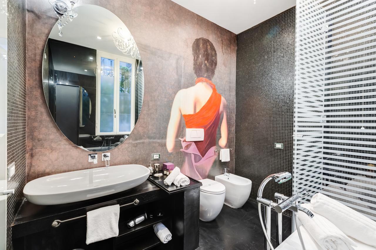 Pensión The French By Oneup Hospitality 2*